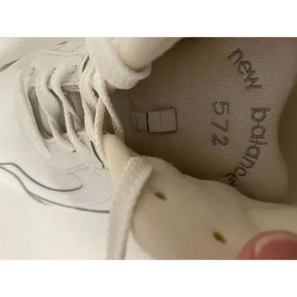 New Balance \